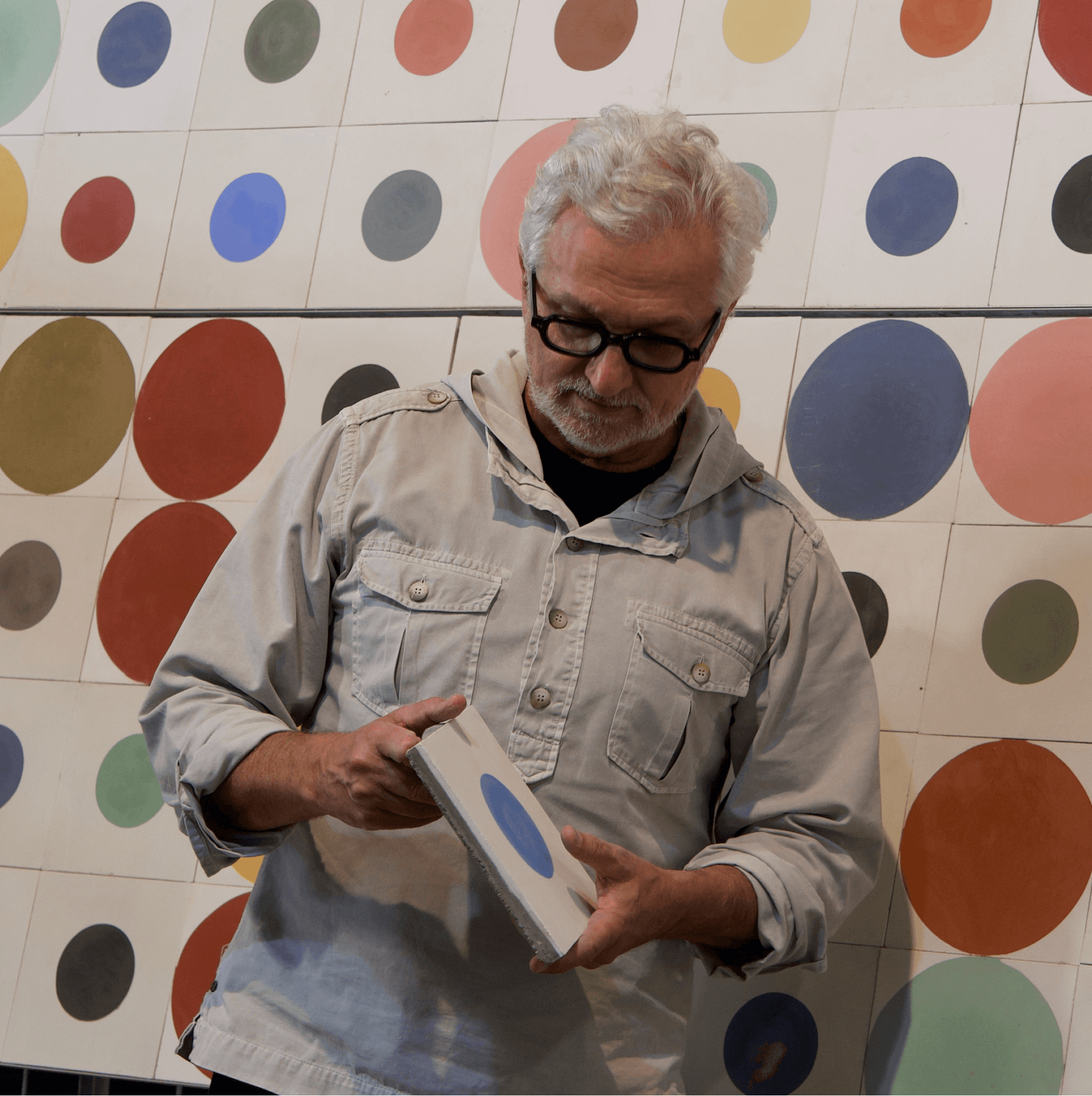 Arquiteto Rudelger Leitzke na Fábrica de Mosaicos