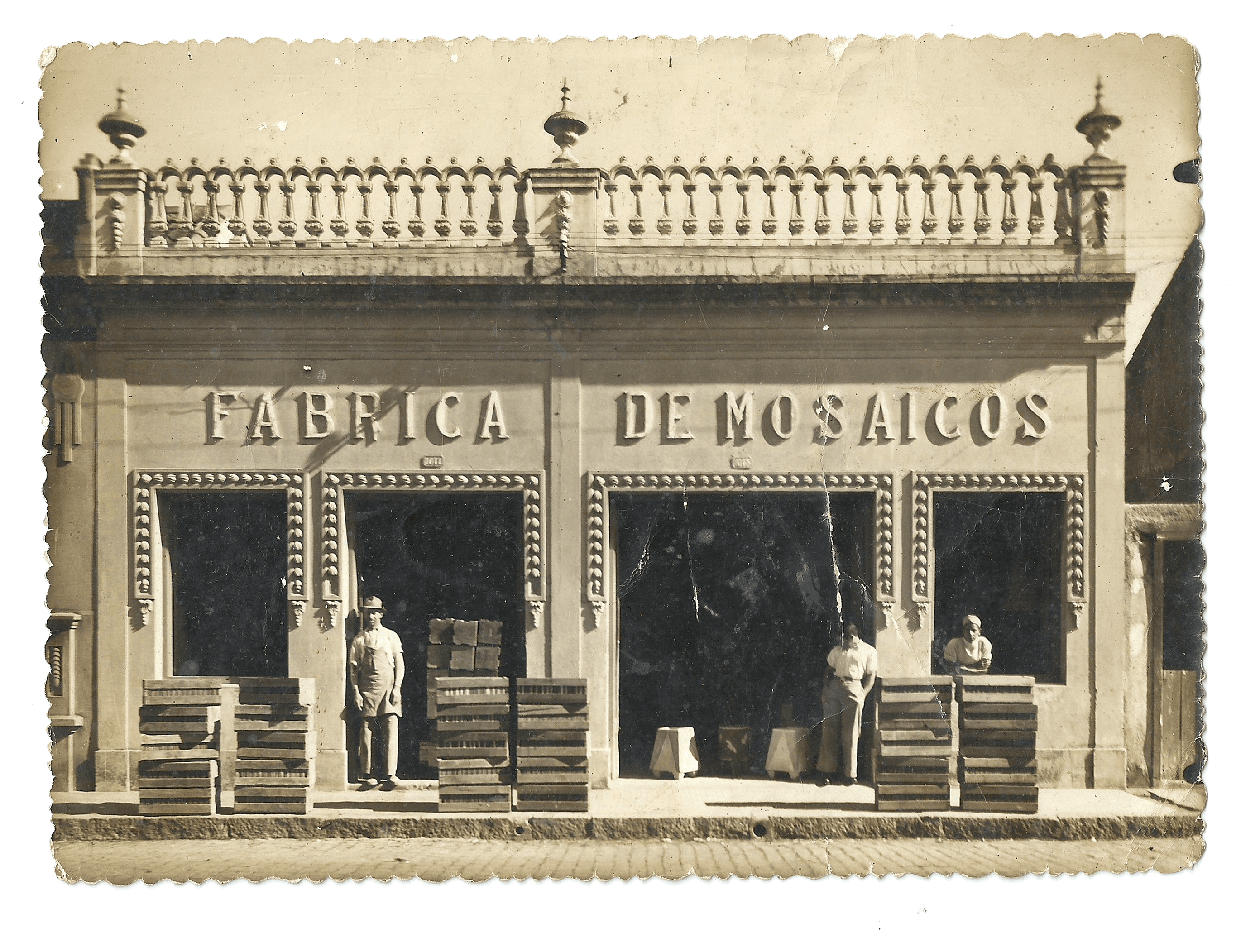 Fachada histórica da Fábrica de Mosaicos